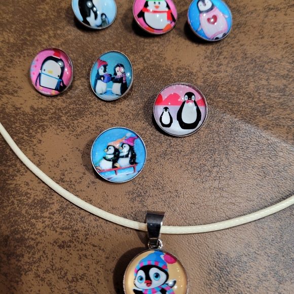 Interchangeable Snap On Pendant Necklace - Picture 2 of 5